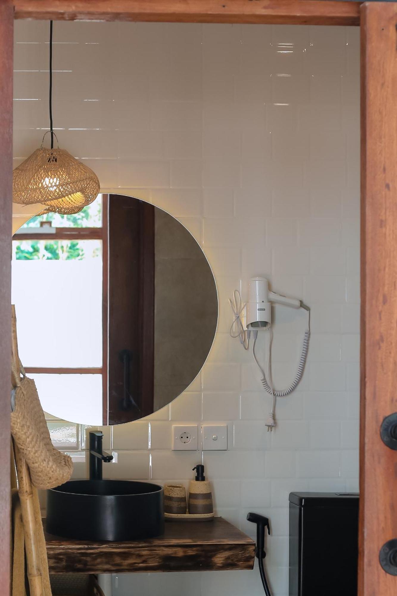 Casa Kapuas Bed & Breakfast กีลีตราวางัน ภายนอก รูปภาพ